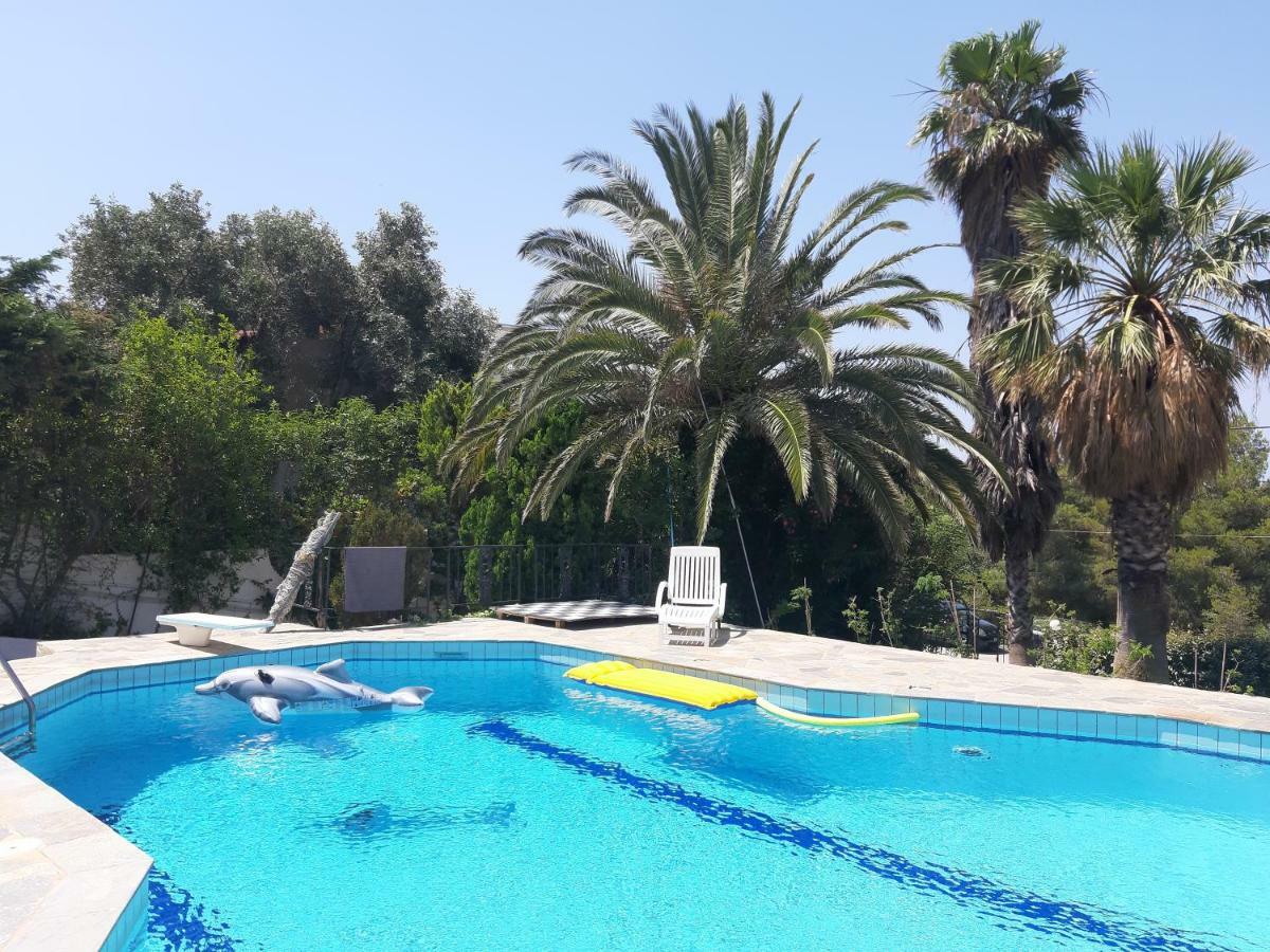 Villa Suites Lagonisi Luxury Exterior photo